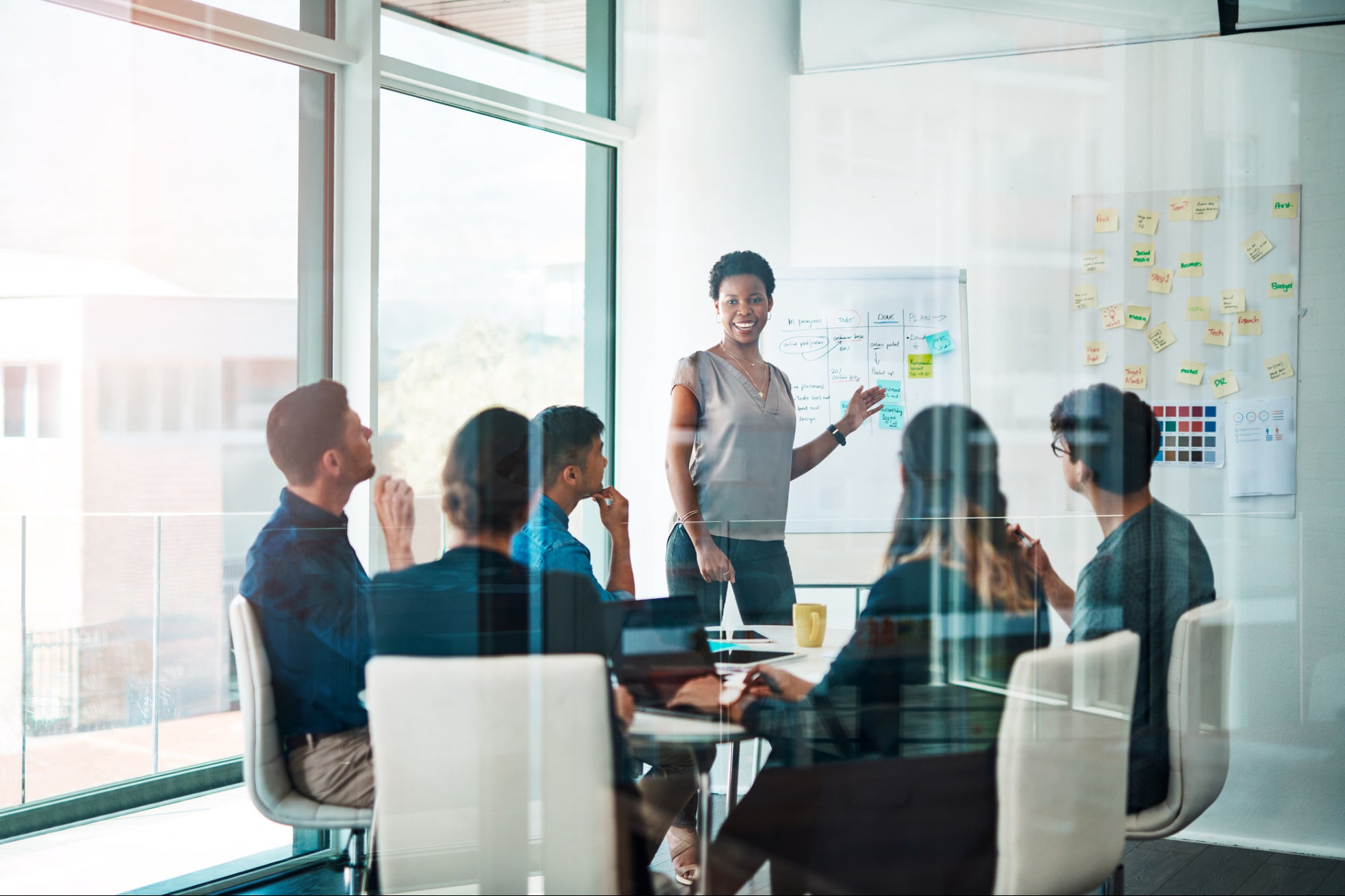 Maßgeschneiderte Strategien entwickeln unsere Headhunter