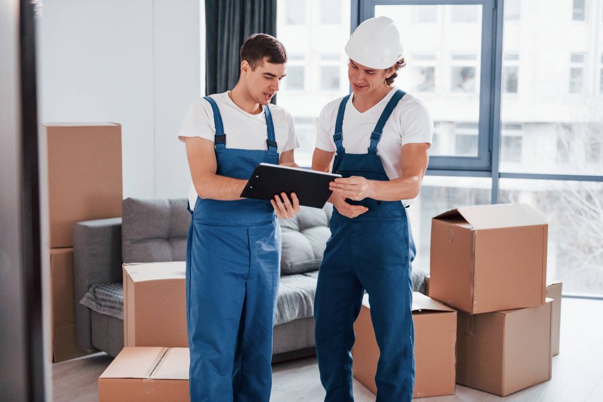 Modernes Zügelunternehmen in der Nähe mit erfahrenem Team