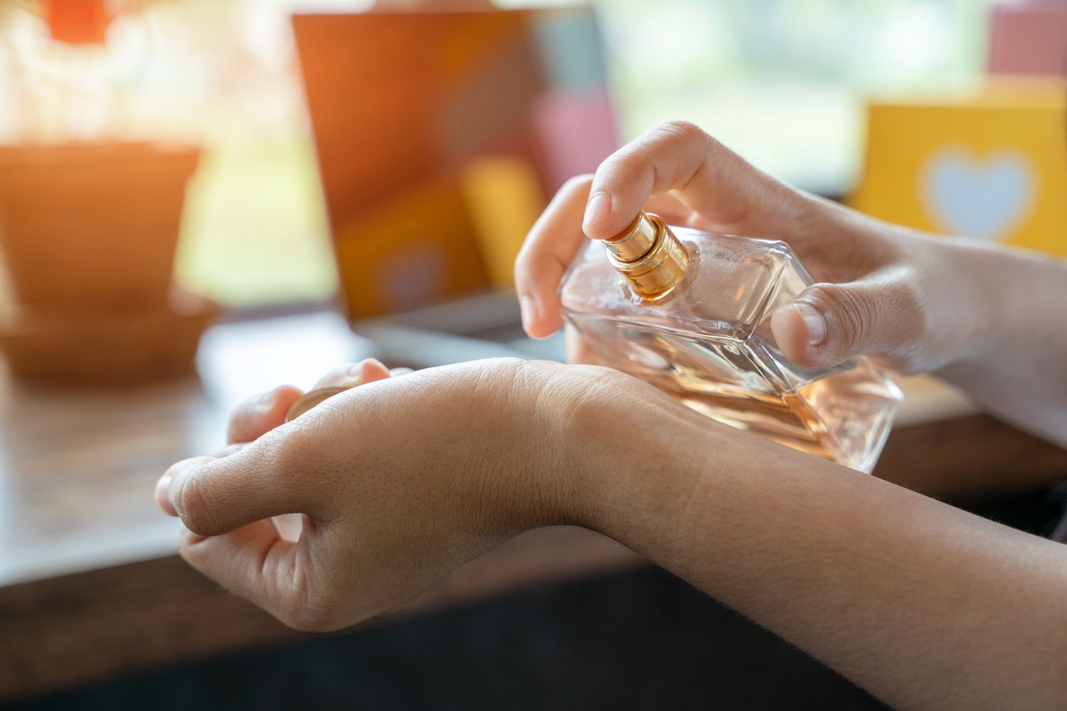 Parfüm-Dupes, die beeindrucken: Kaufen Sie bei Hani Perfumes